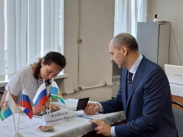 Паслер голосует  Паслер голосует