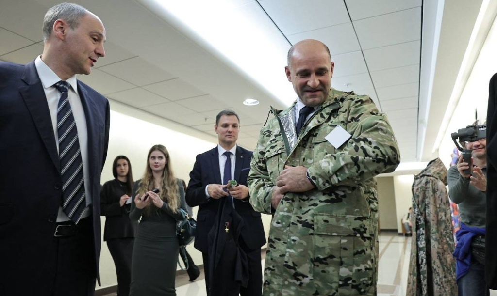 -5190906472358345123_121.jpg -5190906472358345123_121.jpg